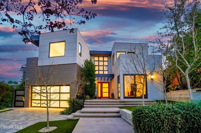 Modern home in Sherman Oaks, California